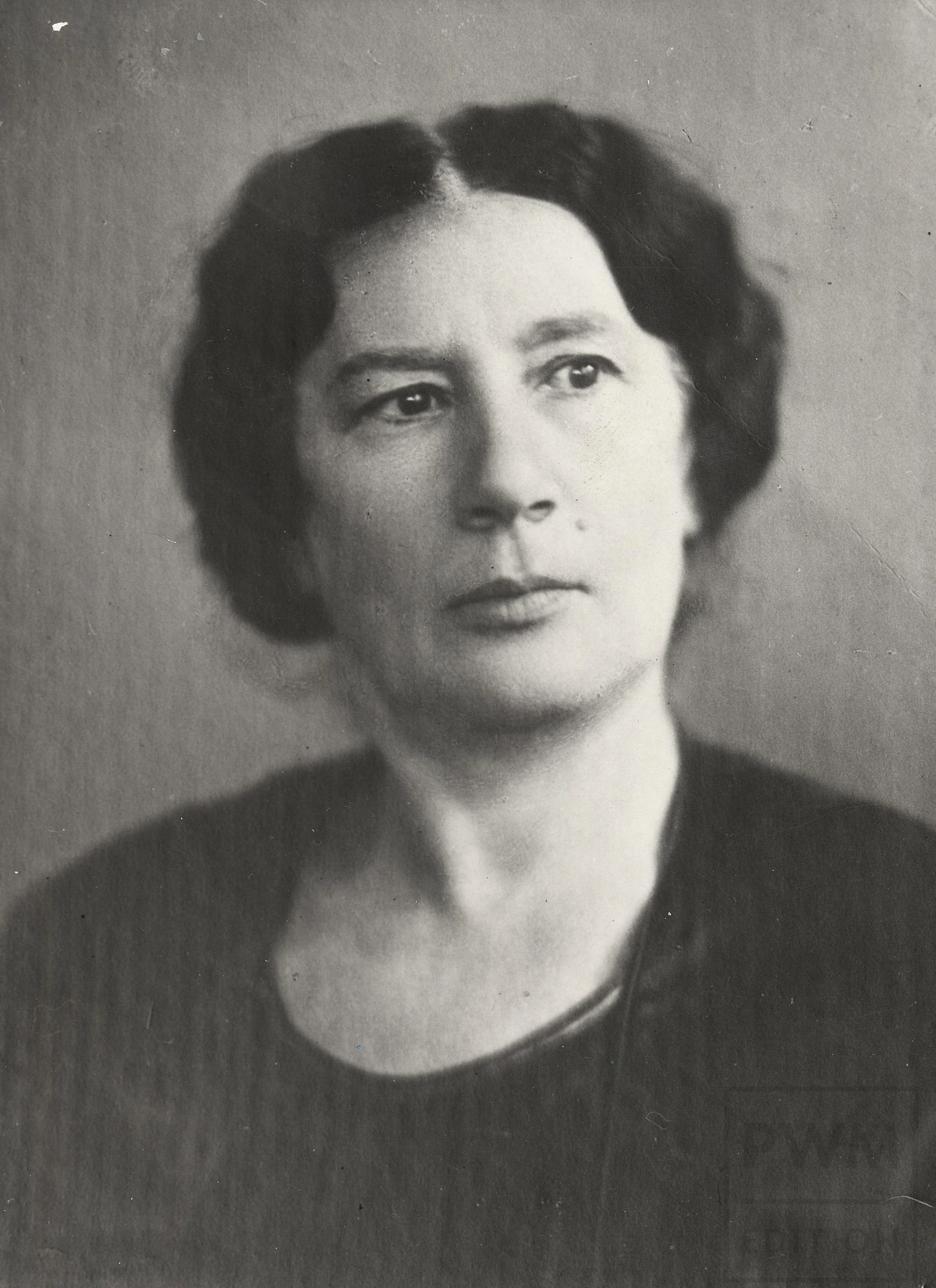 Weisberg, Julia